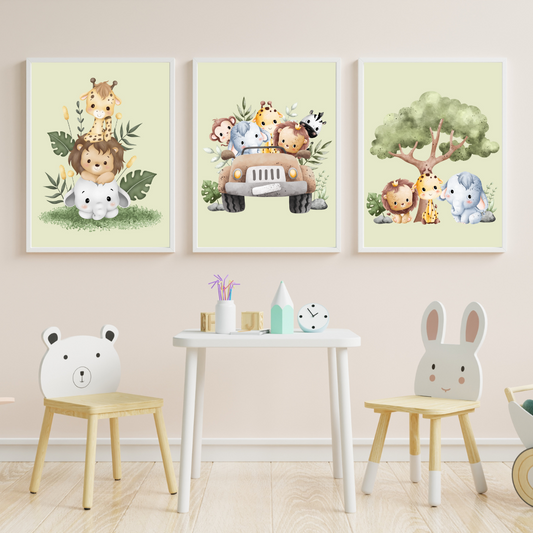 Digital Poster “Safari – Animals on Safari Car” – Adventurous Animal Encounters in the Wild