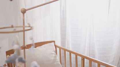 Weißmond Mobile – Traumhafte Babyzimmer Dekoration mit Mond, Sternen und Wolken